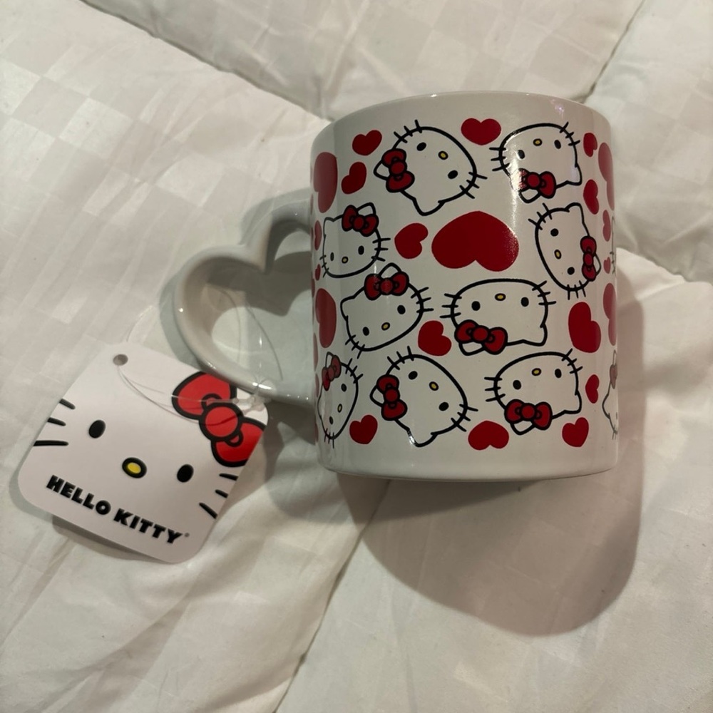 hello kitty valentine’s day mug